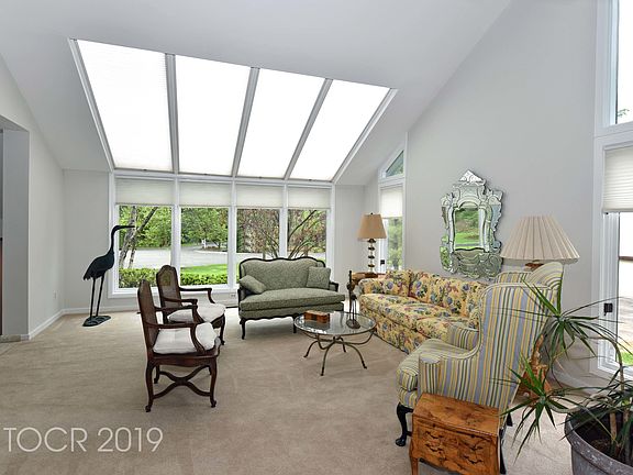 5th image of 16 McDonough Pl