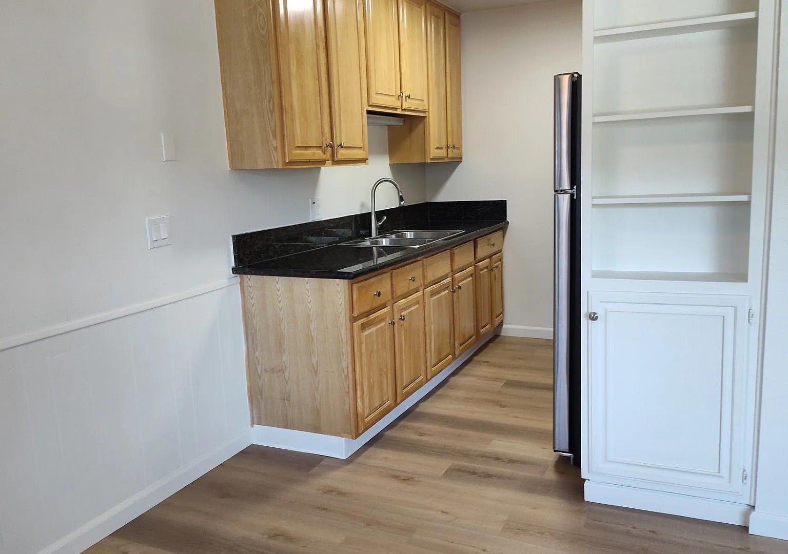 Hallmark Apartment — Photo 4