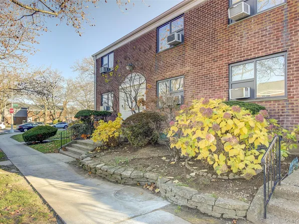 216-76 68TH Avenue #26-119, Oakland Gardens, NY 11364