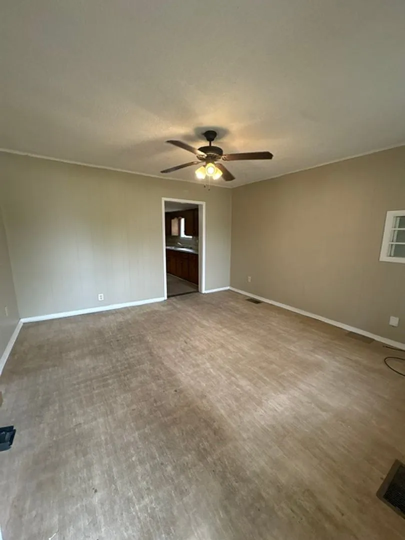 3289 South Green St — Photo 4