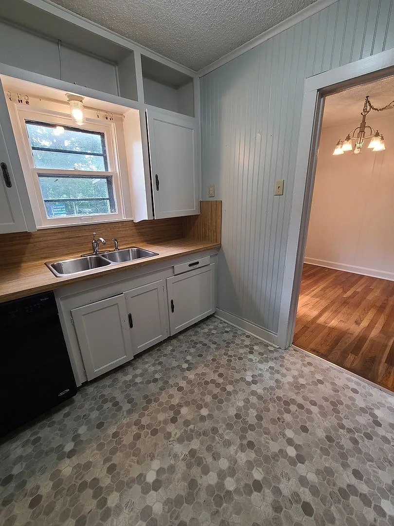 **Cozy Cottage Near Andy Woods** — Photo 3