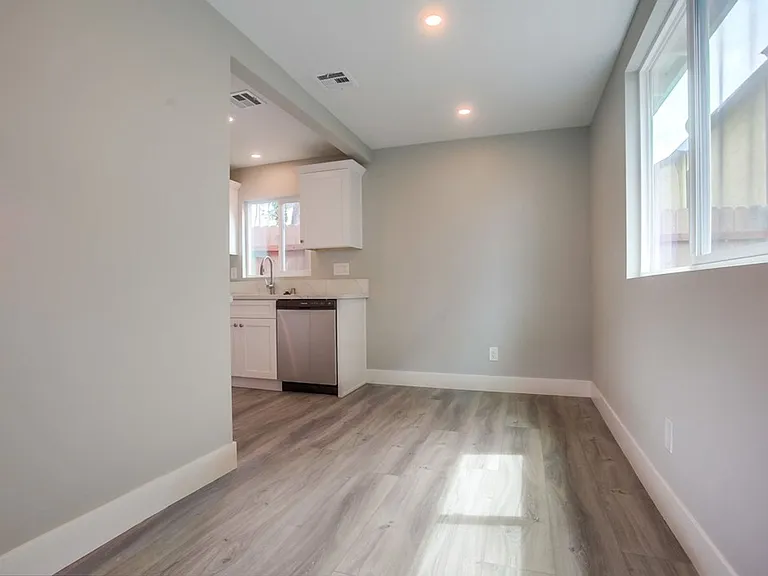 3266 Eureka Pl — Photo 2