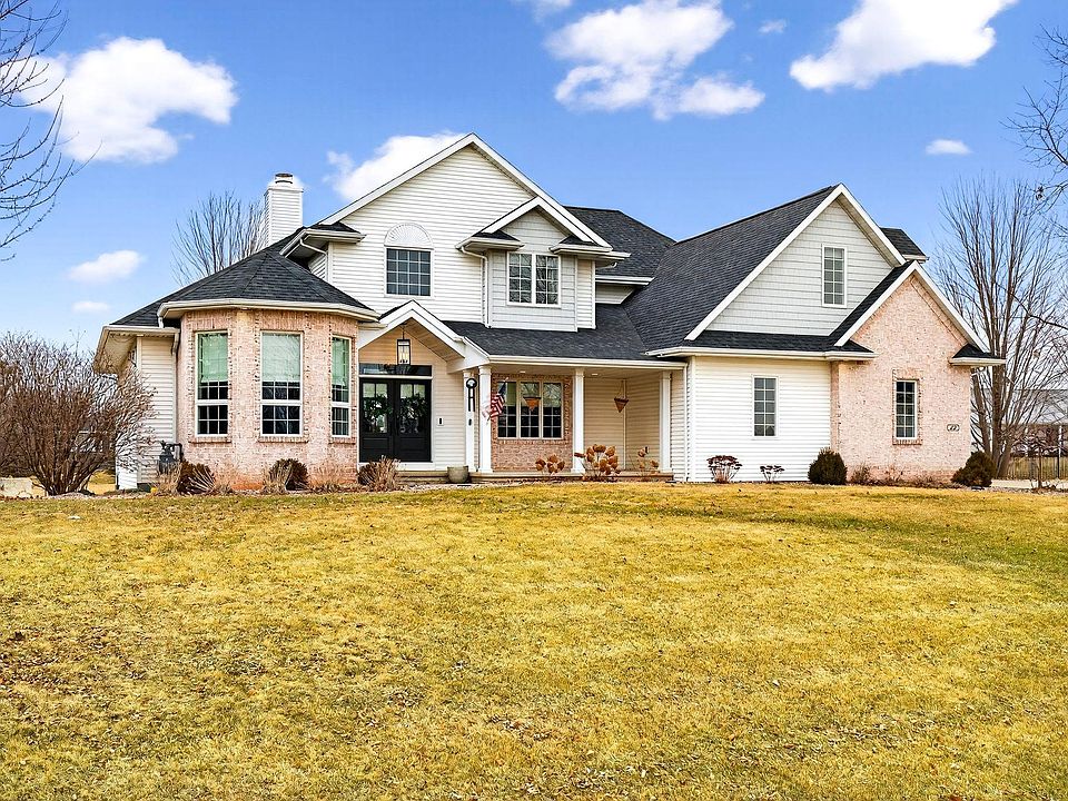 1st image of 30 Golden Wheat Ln