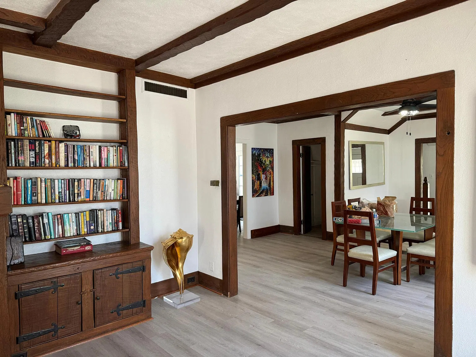 9 bed, 4500 sqft, $8,495 — Photo 3