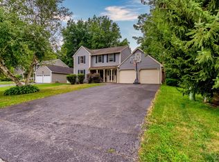 3199 Reston Dr, Baldwinsville, NY 13027