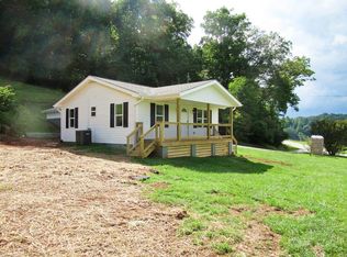 823 Cowee Creek Rd, Franklin, NC 28734