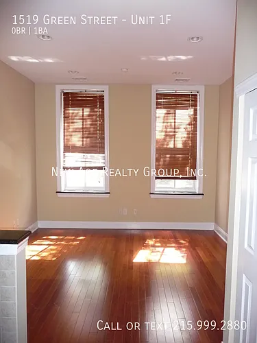 1519 Green St Photo 1