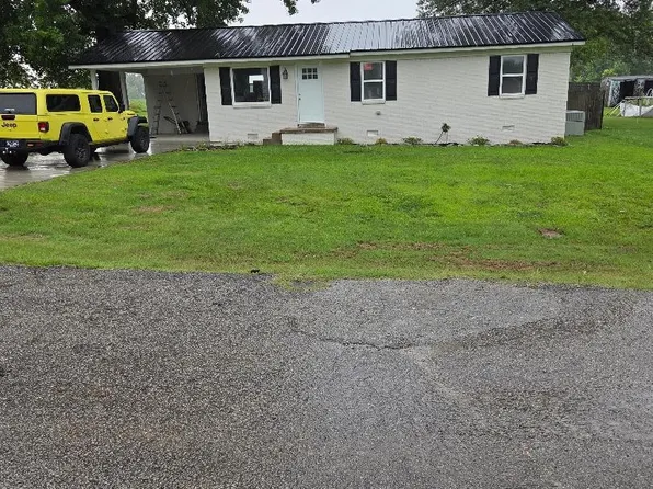 53 Scarbrough St E, Friendship, TN 38034