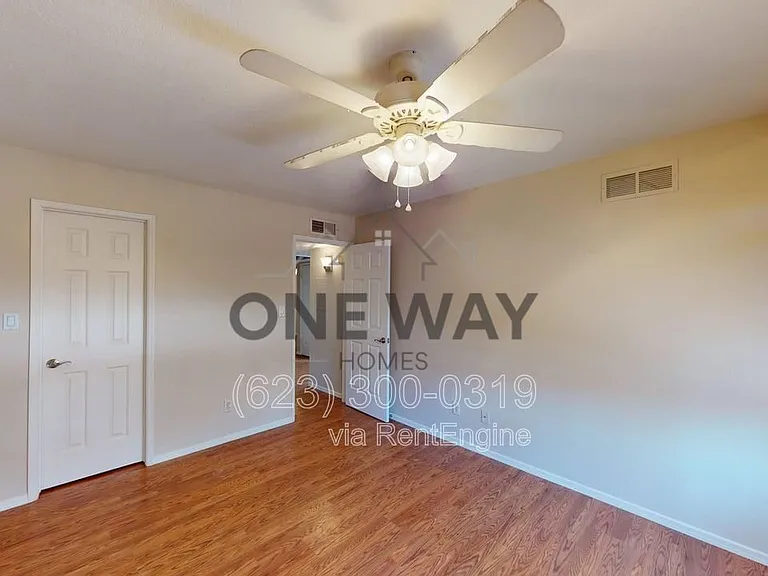 8787 E Mountain View Rd #1064 — Photo 9