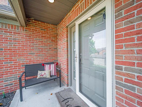 4th image of 2427 Sportsman Dr