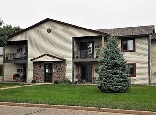 2204 Hanley Rd #6, Hudson, WI 54016
