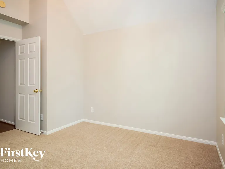 11507 Chippewa Ridge Ct — Photo 12