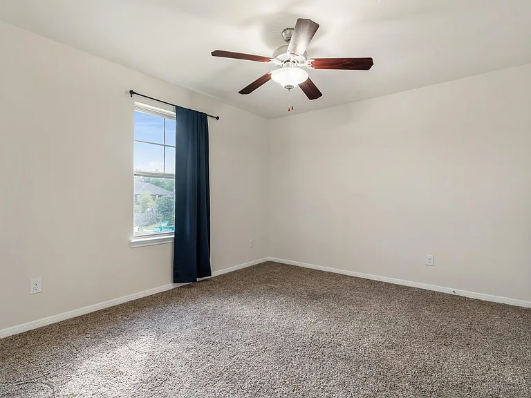 1505 Heartwood Dr — Photo 29