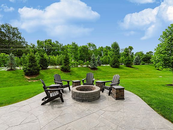2nd image of 6745 Joseph Nelson Ct