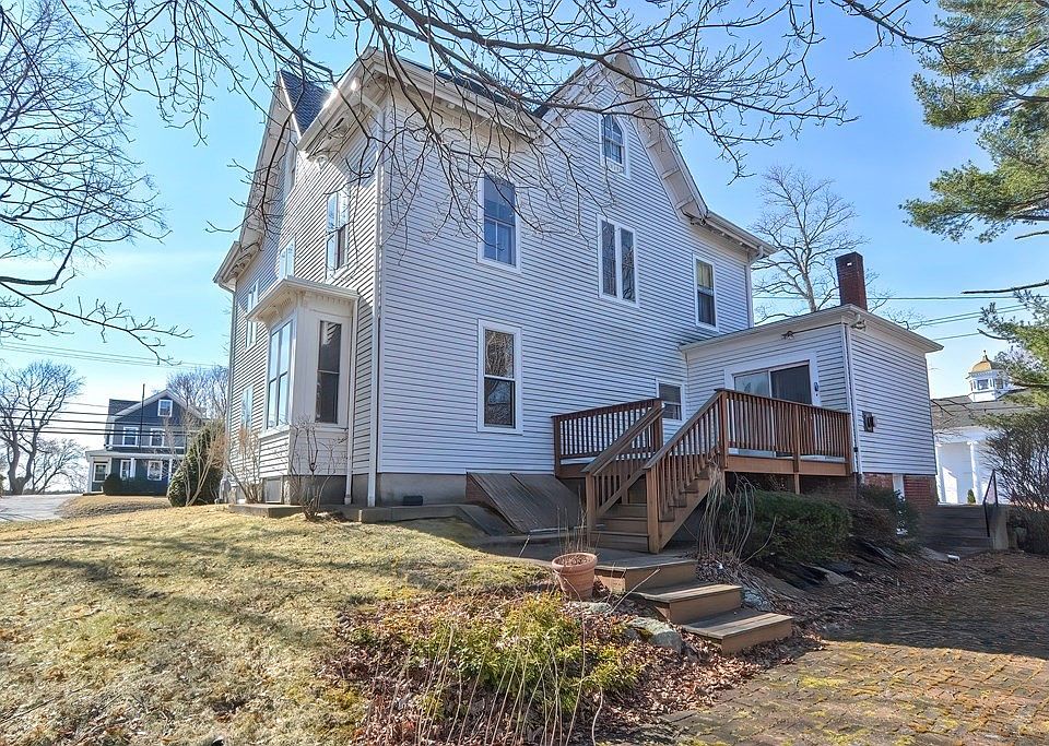 241 Main St, Spencer, MA 01562 Zillow