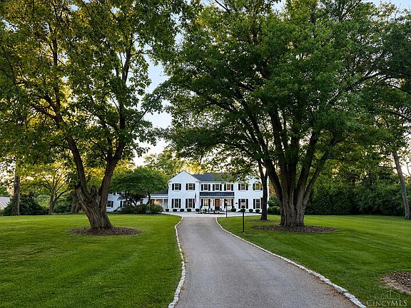 4th image of 4895 Drake Rd