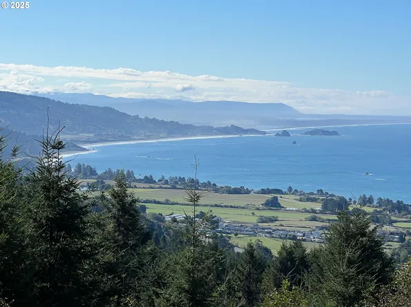 Harbor Hills Heights Rd, Brookings, OR 97415