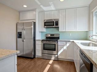 6318 Caminito Andreta #1, San Diego, CA 92111