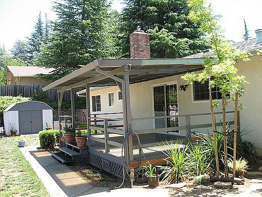 3rd image of 2913 Camino Heights Dr