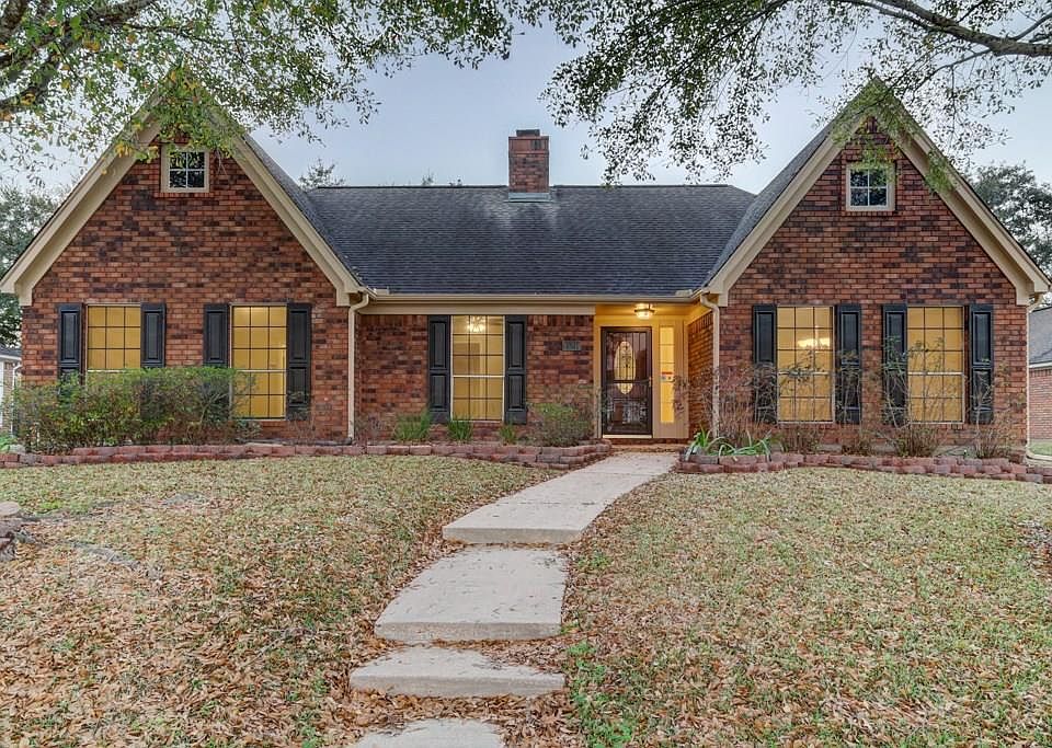 1st image of 15214 Poplar Springs Ln