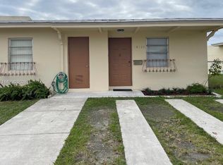 10104 SW 20th St, Miami, FL 33165