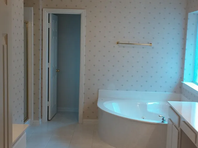 411 Mainsail Dr — Photo 13