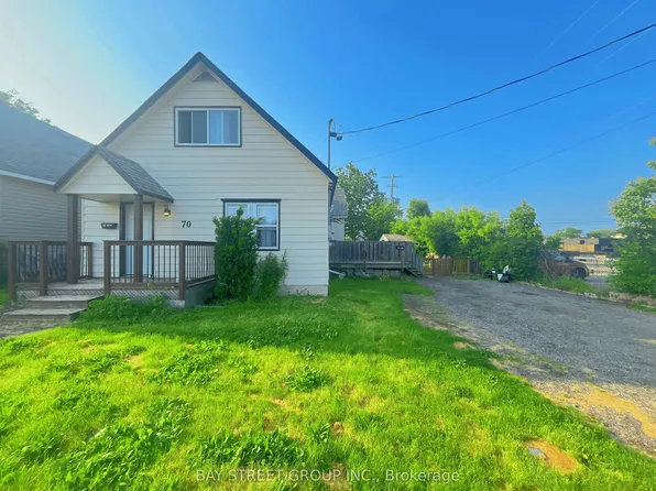 70 Courtwright St, Fort Erie, ON L2A 2R7