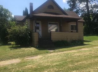 301 Marquette Ave, Crystal Falls, MI 49920