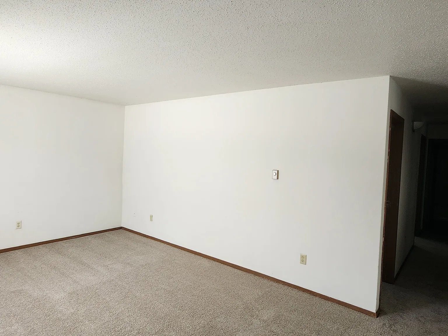 3 bed, 1.5 bath, $1,275 — Photo 4