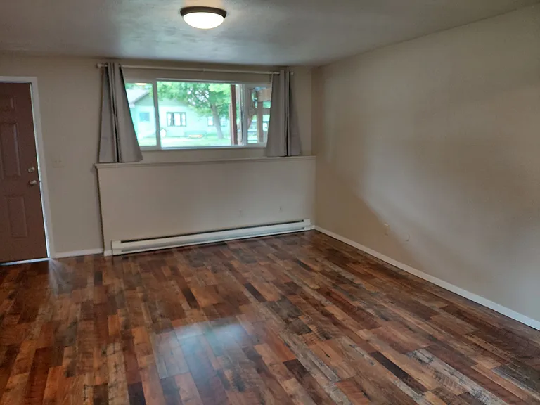 650 Brooks St #3 — Photo 3