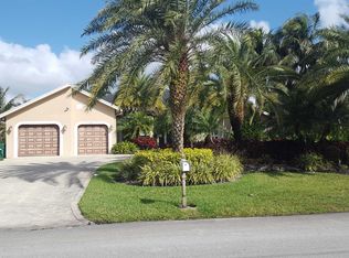 11485 SW 22nd Ct, Davie, FL 33325