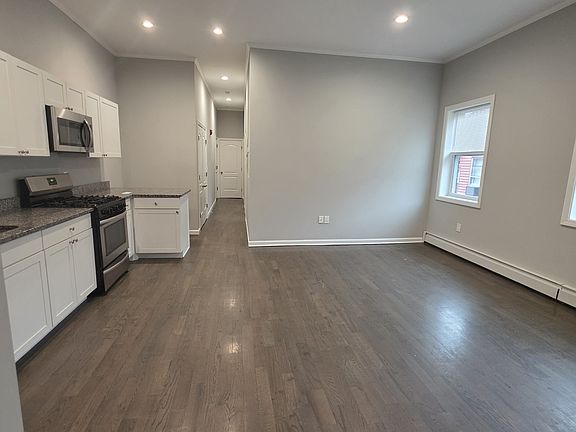 2nd image of 116 West St #3W