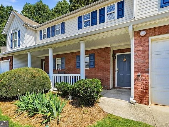 2nd image of 330 Cottonwood Creek Cir