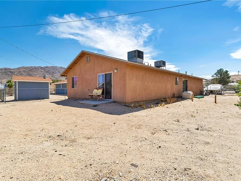 6627 Smoketree Ave — Photo 26