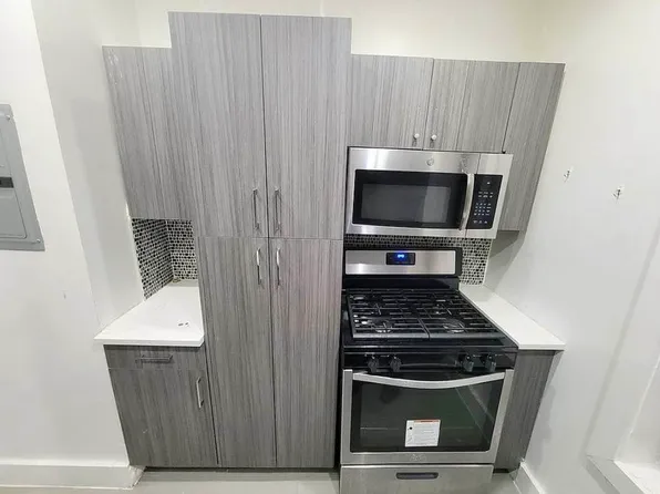 27 Audubon Avenue image 2 of 8