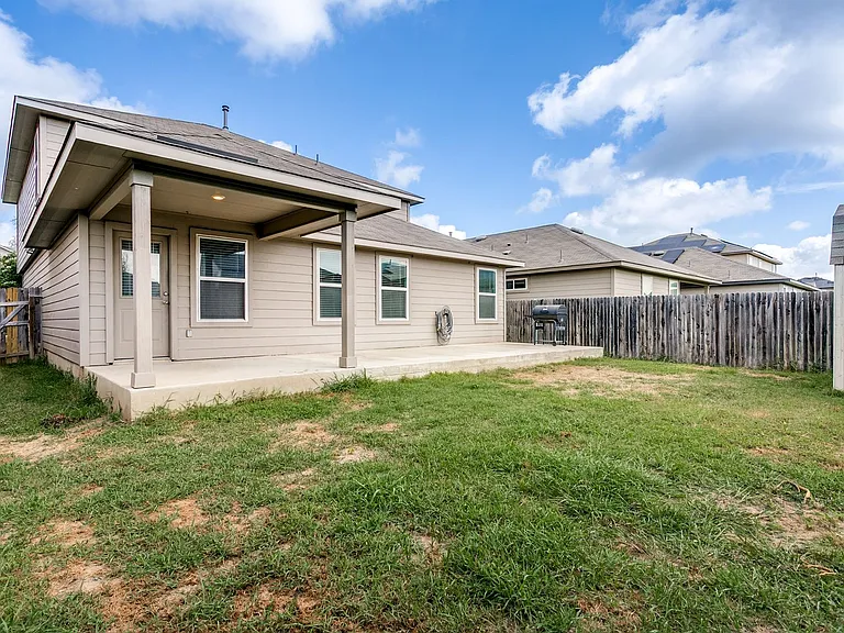 9908 Bratten Rise — Photo 24