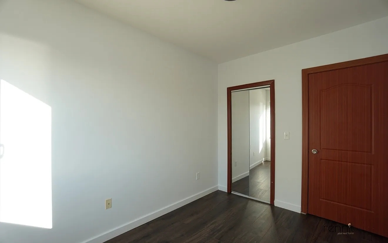 2 bed, 1100 sqft, $4,200 — Photo 2