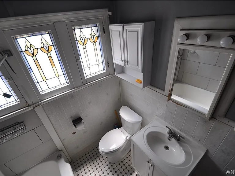 30 Wellington Rd — Photo 21