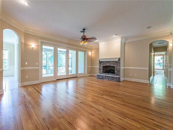 5th image of 5043 King Ave