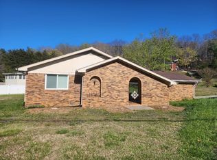699 Blythe Ferry Rd NE, Cleveland, TN 37312