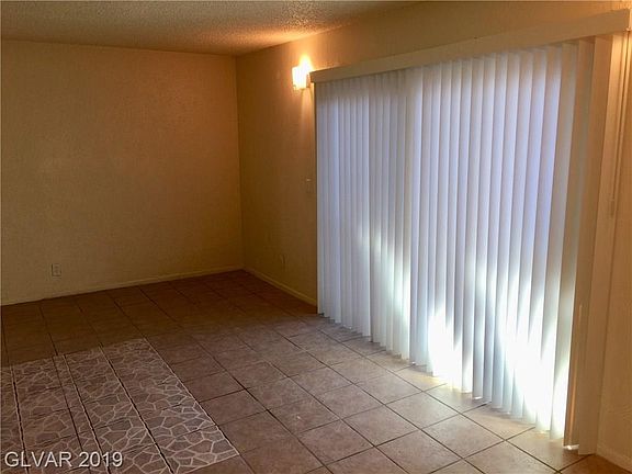 5th image of 3429 Villa Knolls South Dr #0