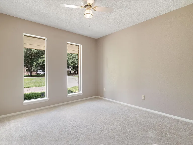 2808 Morenci St — Photo 22