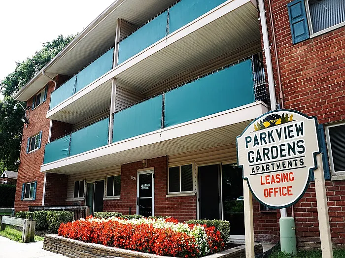 Parkview Gardens Apartments — Photo 11