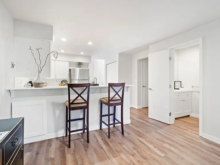 Water's Edge Townhomes — Photo 45