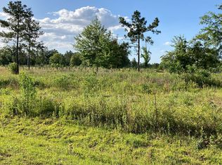 NW Camelia St, Bristol, FL 32321