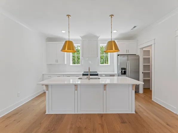 2030 Maple View Ln, Nashville, TN 37207