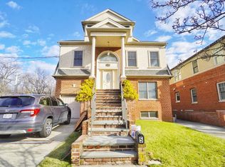 9 Bayview Ave, Staten Island, NY 10309