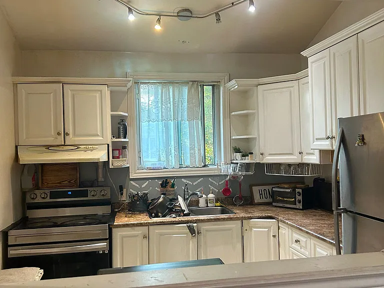 197 Taylor Mills Dr N #MAIN — Photo 6