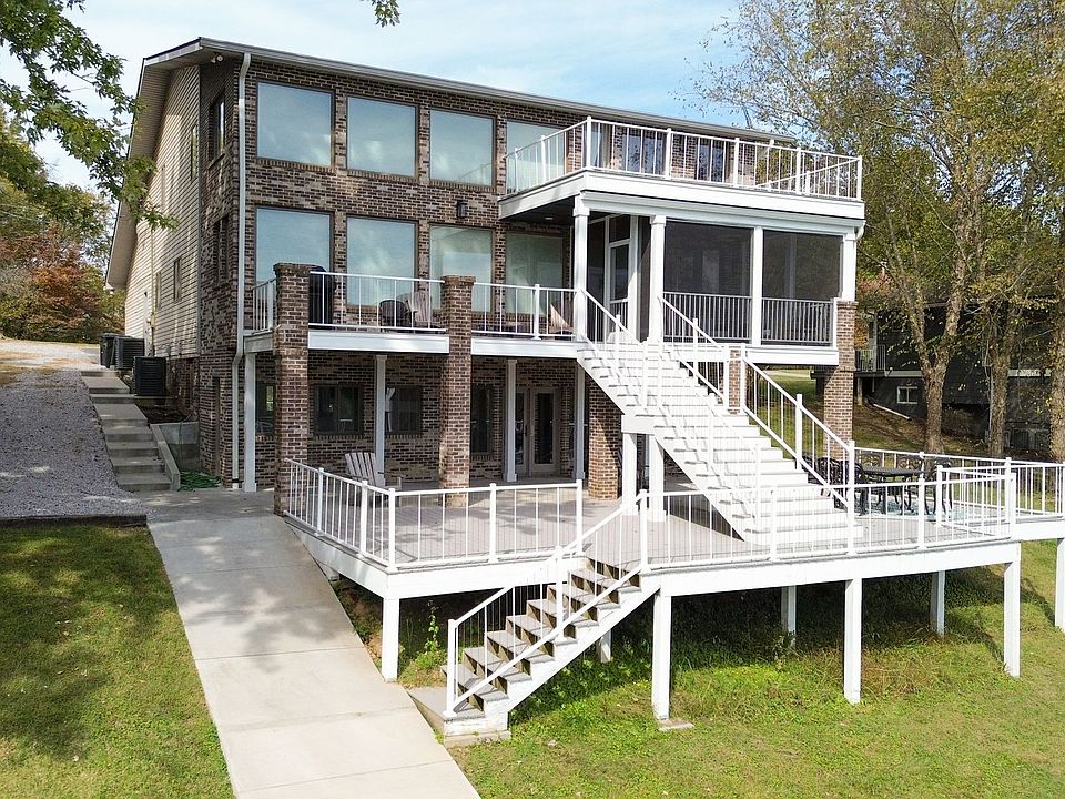 1st image of 1601 Damron Rd