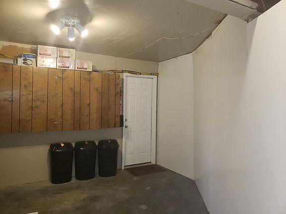 2nd image of 19921 Nilsen Ln NW